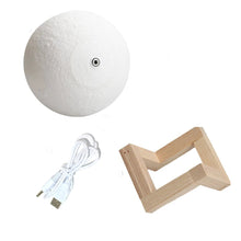 Charger l'image dans la galerie, Lampe Lune 3D LED — Veilleuse Tactile Rechargeable
